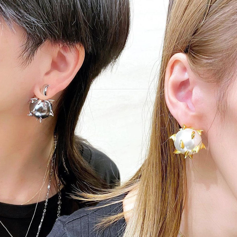 WICKED THORN EARRING