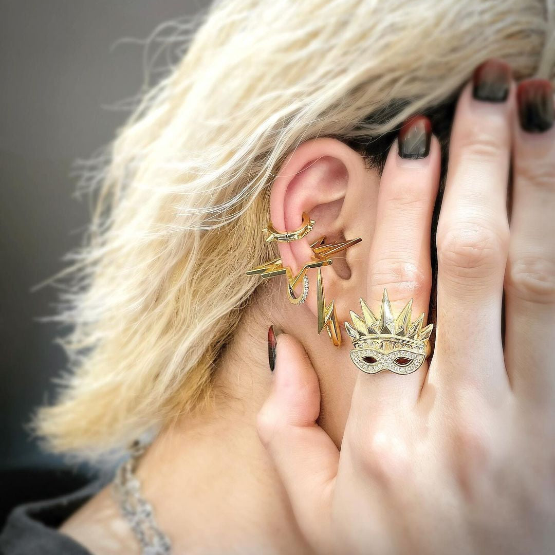 DANCING LIGHT EAR CUFF