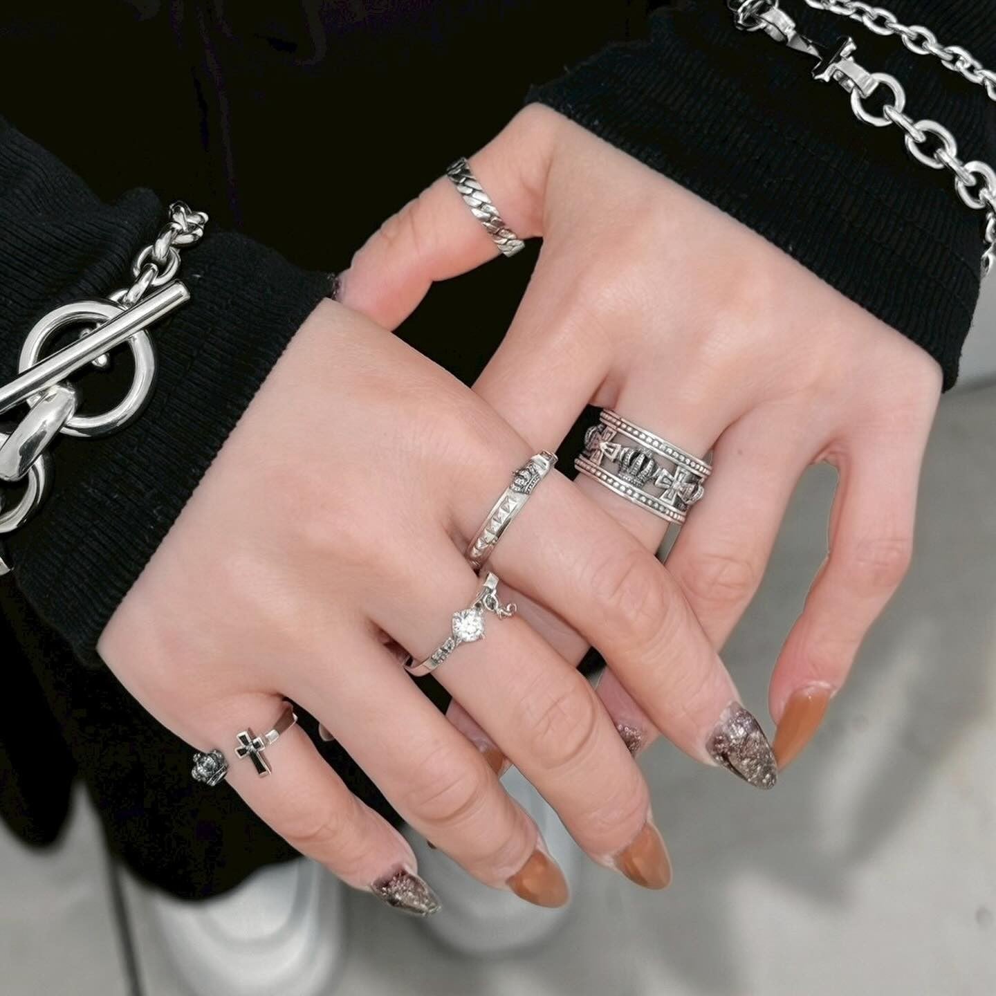 MEDIEVAL WEDDING BAND RING