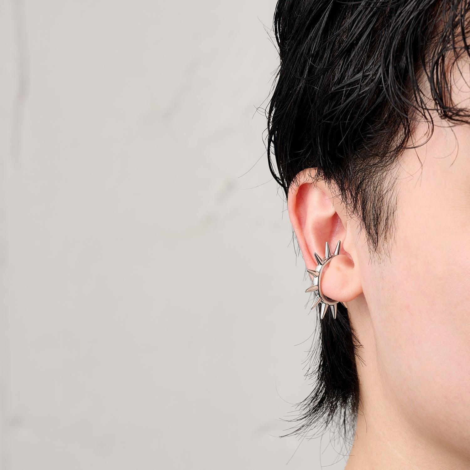 LIBERTY SPIKES EAR CUFF