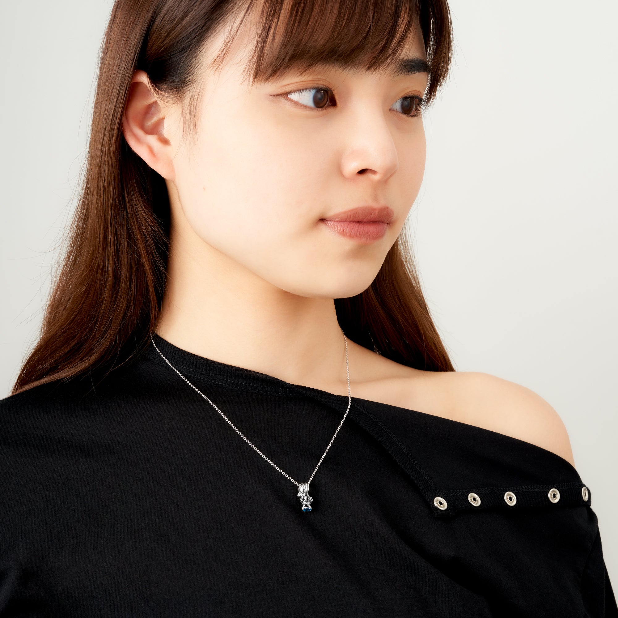 ENCHANTED CROWNLET NECKLACE