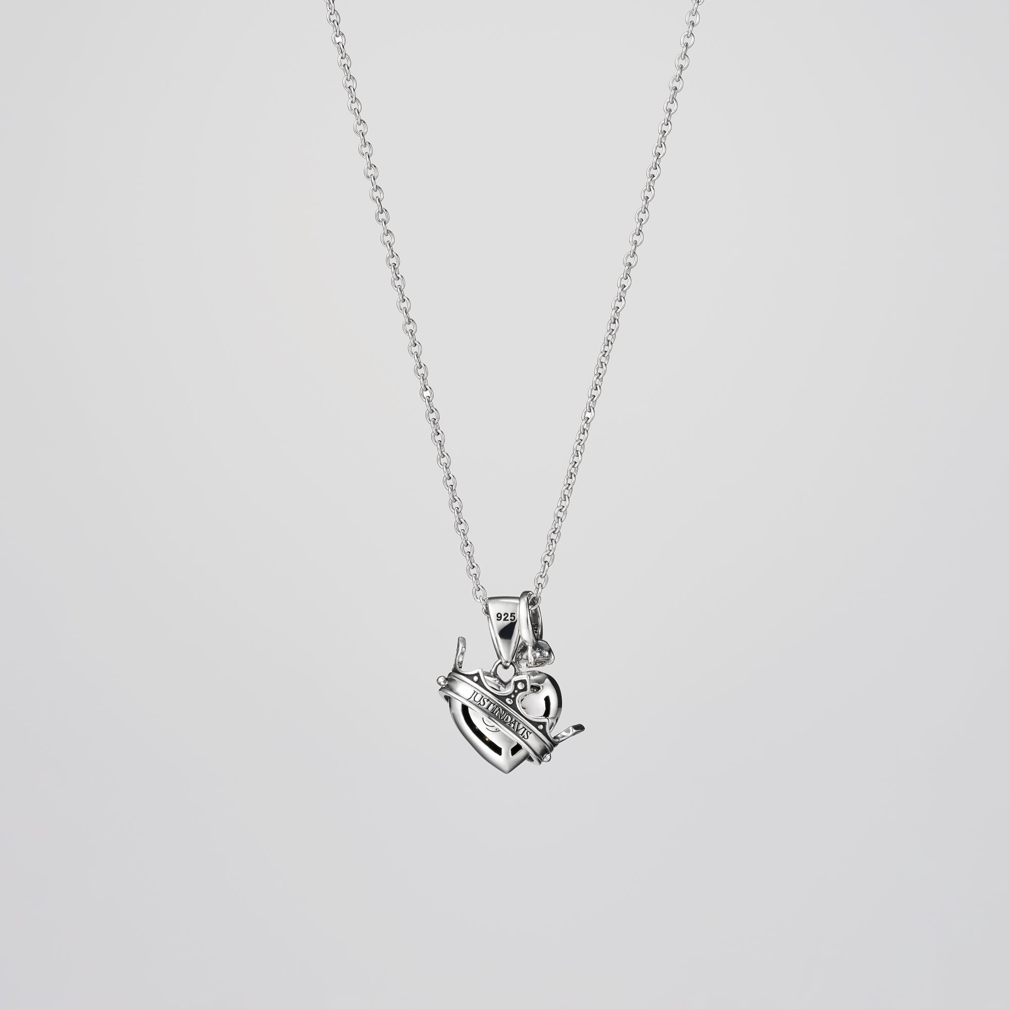 ENCHANTED  EVER-LOVING NECKLACE
