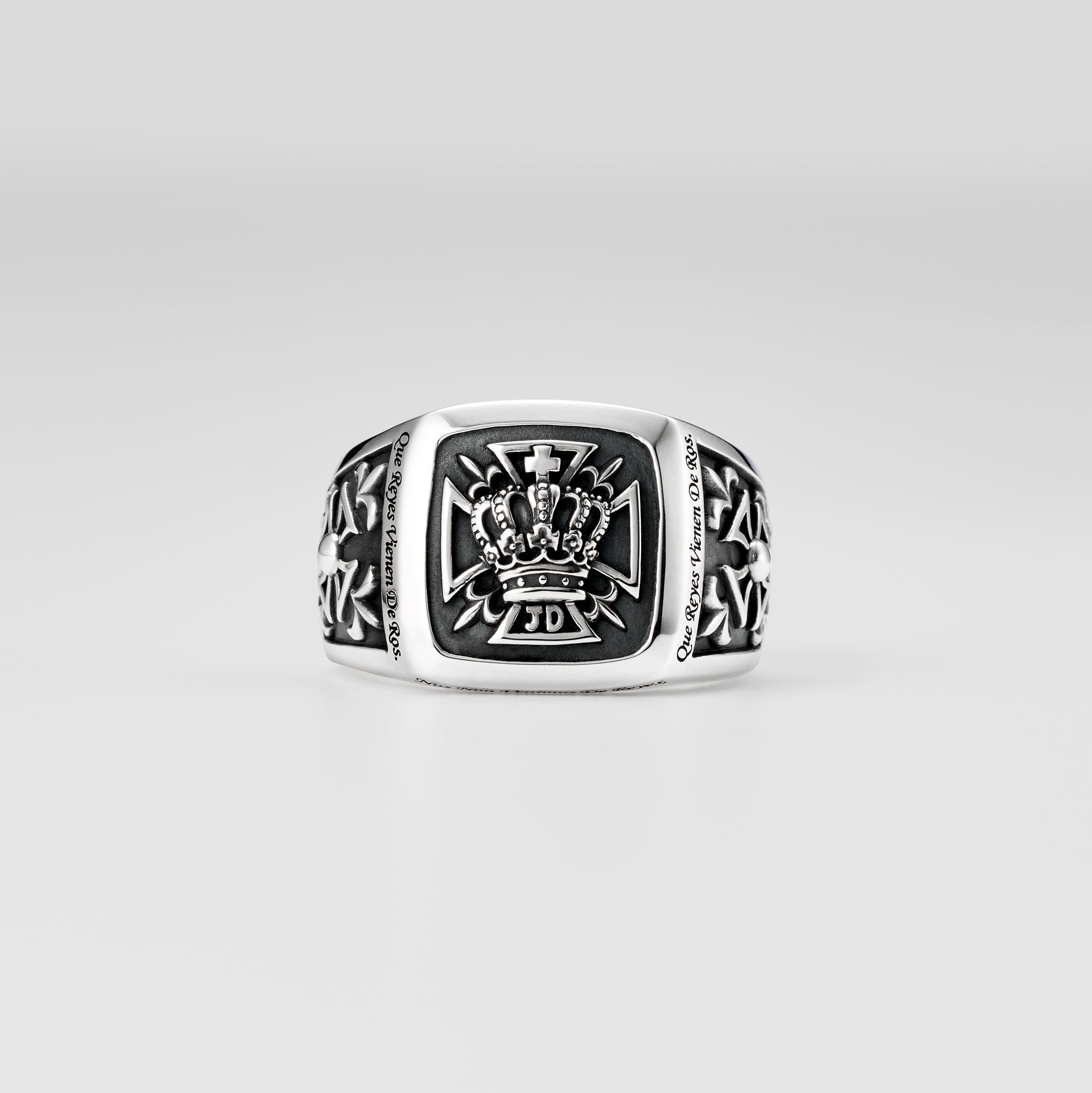 EVER-CROWNED RING
