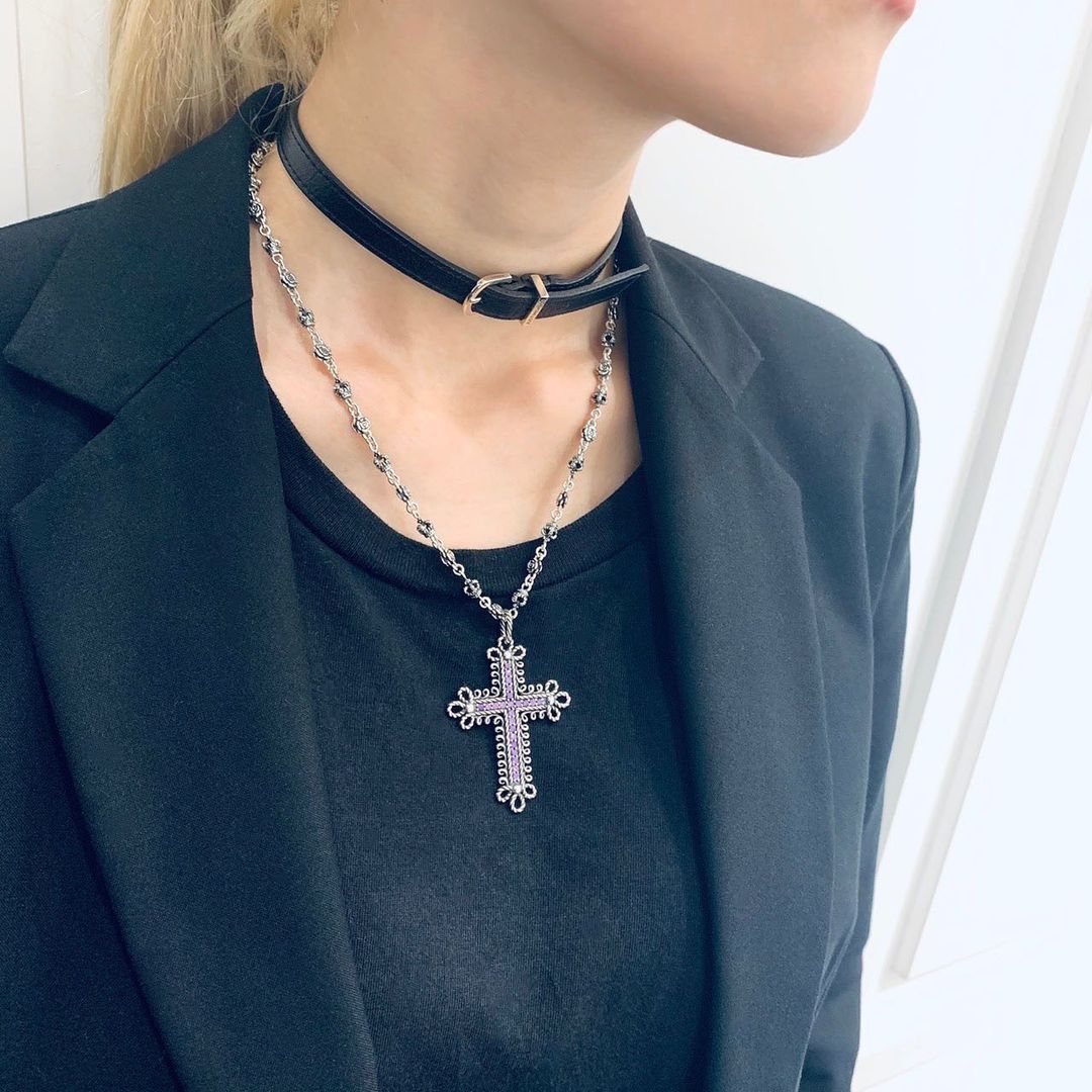 WICKED ROSE CHAIN