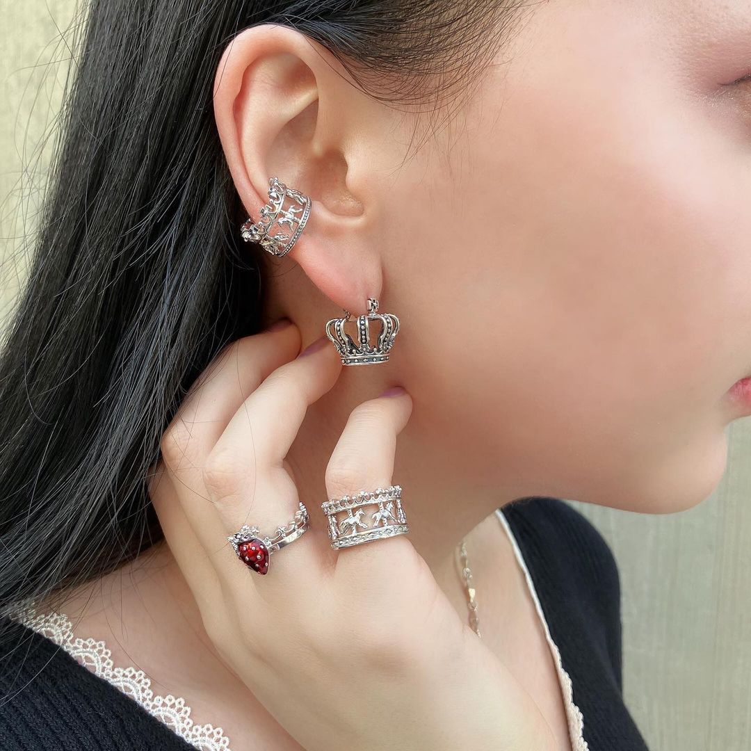 Justin Davis 　SEJ654　MADDOG EARRING PETIT FADEIT EARRING | JUSTIN DAVIS – JUSTIN DAVIS GLOBAL